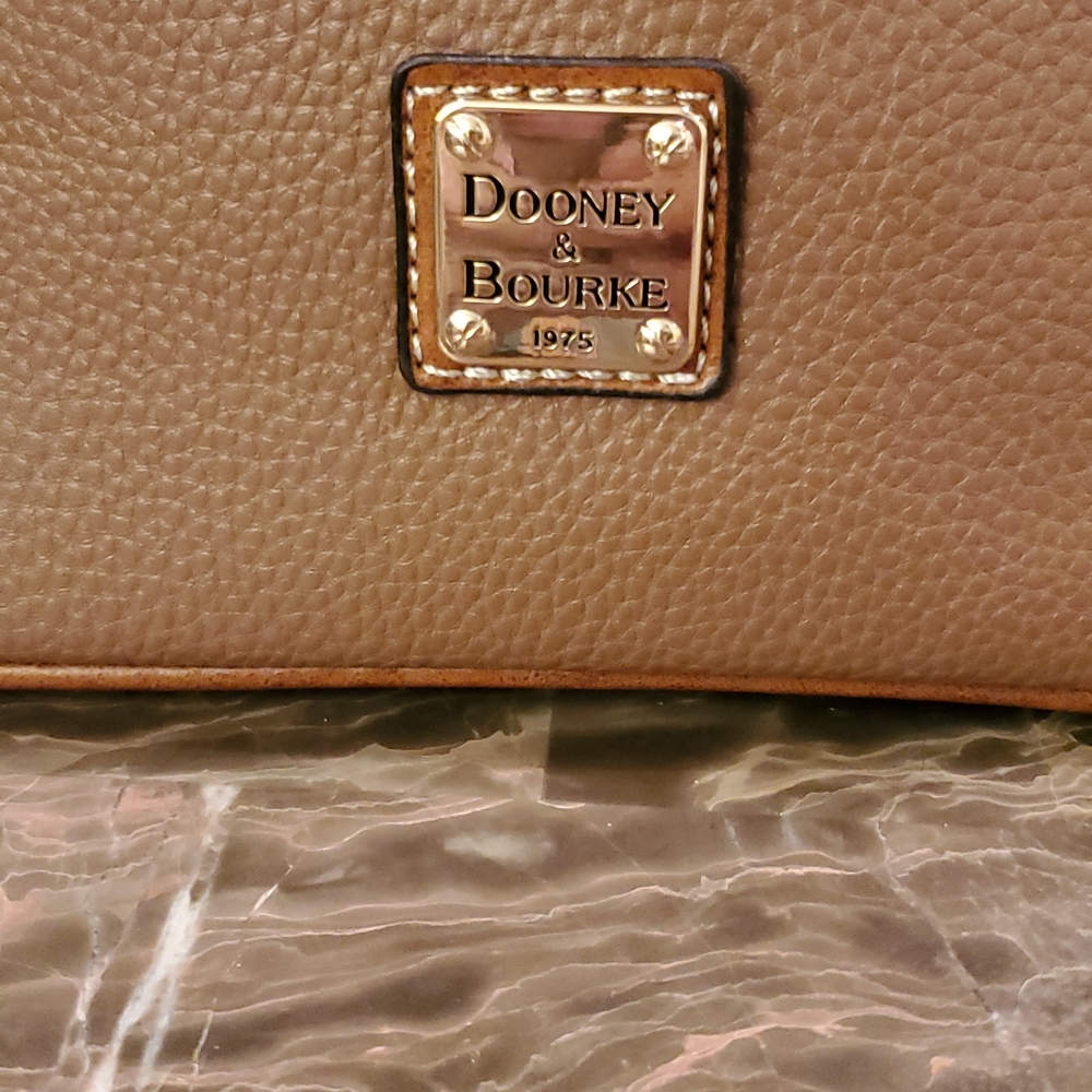 Dooney & Bourke Pebble Grain Crossbody In French Caramel